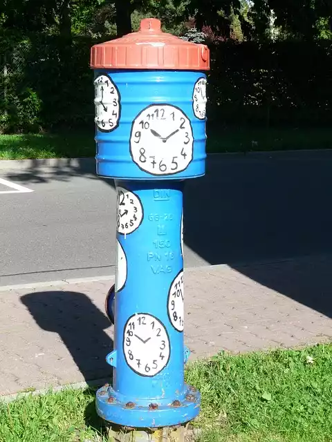 Równowaga w Betonie: Systemy Zaopatrzenia w Wodę i Energia